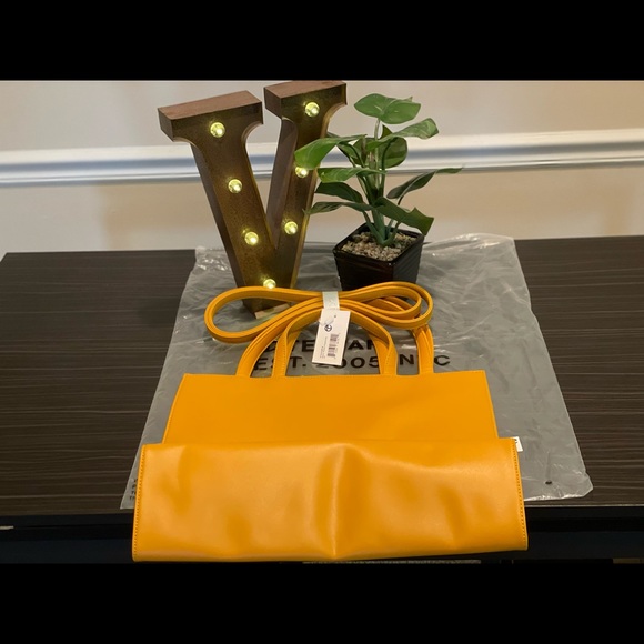 Telfar Medium Bag New Color ( Mustard) Came Out March 14,2022. 100% Authentic. - Picture 13 of 13